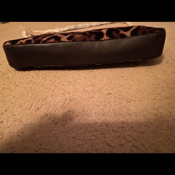 Michael Kors Berkley Leopard Clutch - Picture 5 of 6